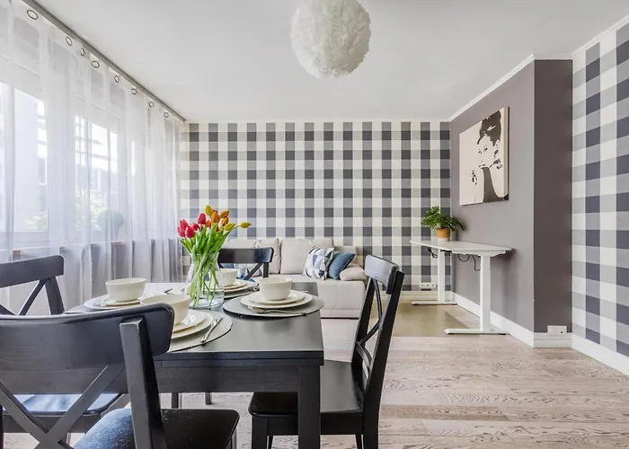 דירה Center Twarda 62a ורשה