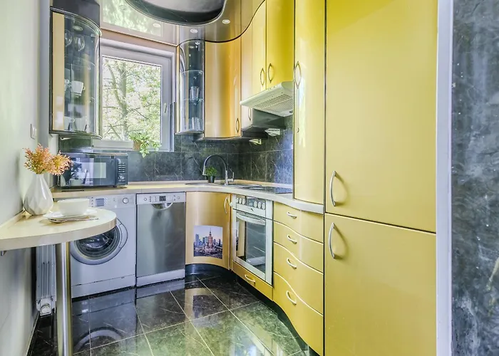 Center Twarda 62a דירה