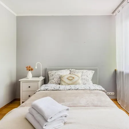 Center Twarda 62a Apartman